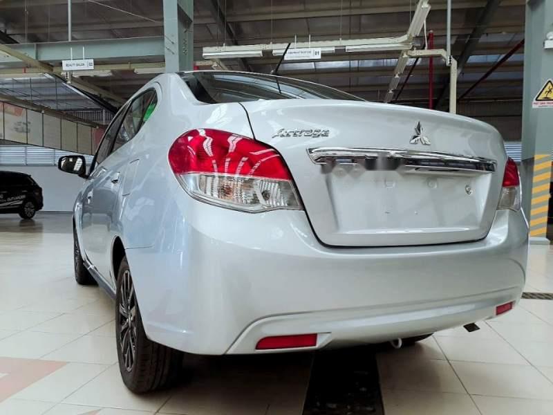 Mitsubishi Attrage 2019 - Cần bán xe Mitsubishi Attrage sản xuất năm 2019, màu bạc, nhập khẩu