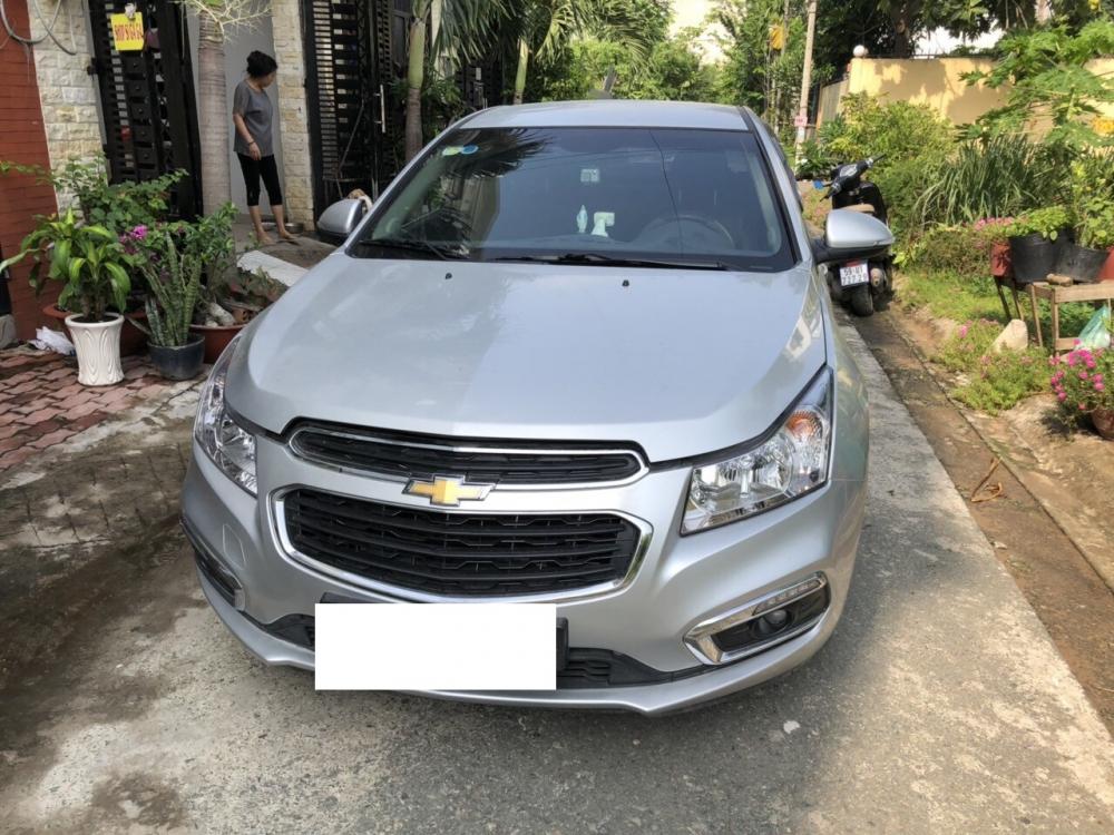 Chevrolet Cruze  LT 1.6 MT 2017 - Bán Chevrolet Cruze LT 1.6MT, đời 2017, xe lướt, biển SG