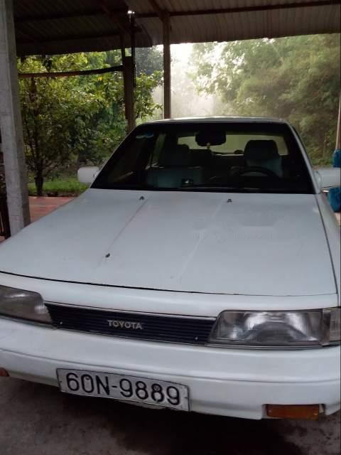 Toyota Camry   1987 - Cần bán gấp Toyota Camry đời 1987, màu trắng, xe còn tốt