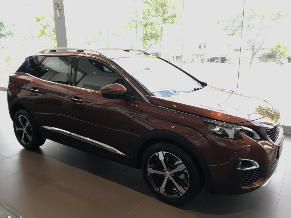 Peugeot 3008 2019 - Bán Peugeot 3008 khuyến mãi shock thêm phụ kiện