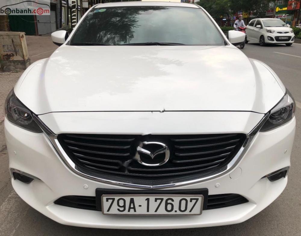 Mazda 6 2018 - Cần bán gấp Mazda 6 đời 2018, màu trắng, giá 938tr