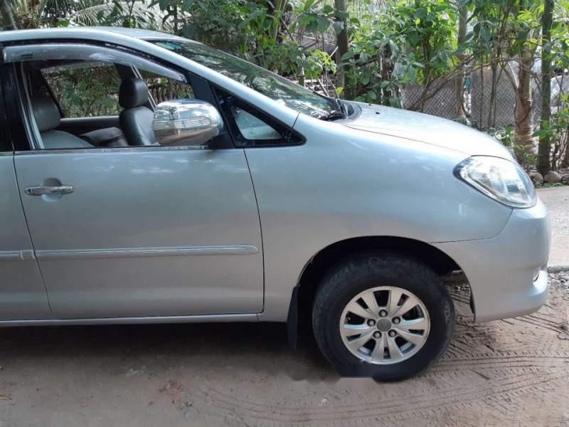 Toyota Innova   2008 - Bán Toyota Innova đời 2008, màu bạc, xe nhập, giá 268tr