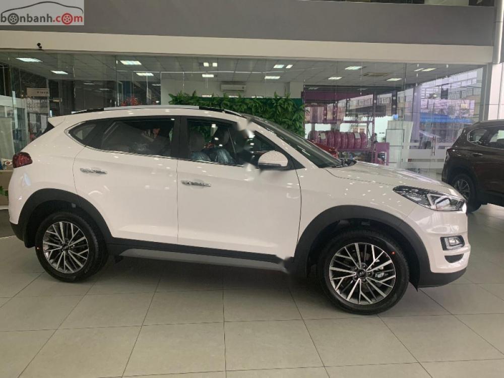 Hyundai Tucson 2.0 AT CRDi 2019 - Bán xe Hyundai Tucson 2.0 AT CRDi sản xuất 2019, màu trắng