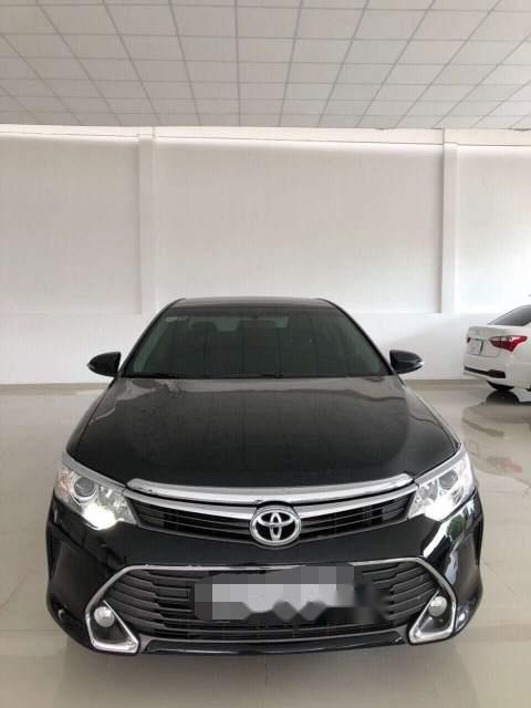 Toyota Camry 2.5Q 2015 - Bán lại xe Toyota Camry 2.5Q đời 2015, màu đen