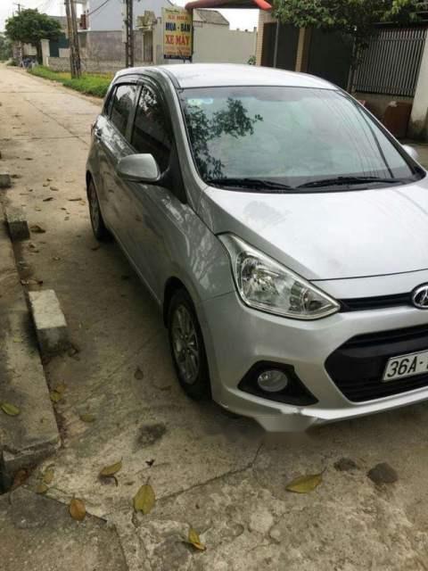 Hyundai Grand i10 2015 - Bán ô tô Hyundai Grand i10 sản xuất năm 2015, màu bạc, nhập khẩu