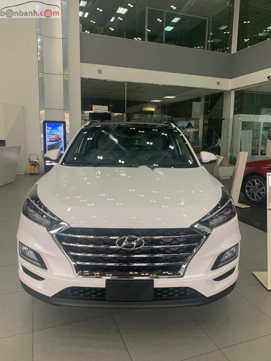 Hyundai Tucson 2.0 AT CRDi 2019 - Bán xe Hyundai Tucson 2.0 AT CRDi sản xuất 2019, màu trắng