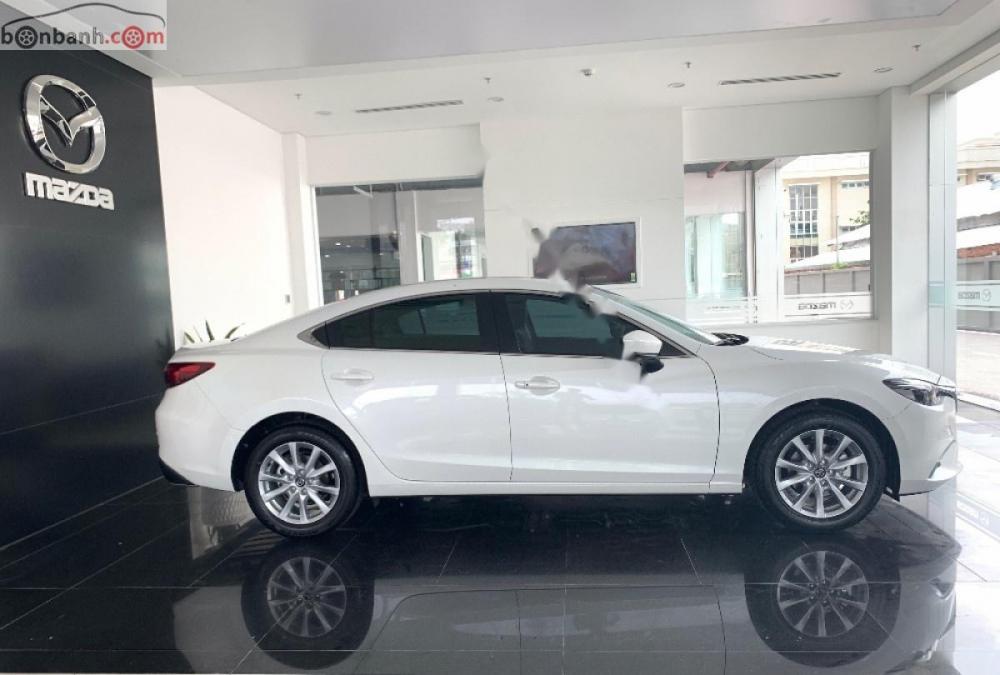 Mazda 6 2.0L 2019 - Cần bán xe Mazda 6 2.0L năm sản xuất 2019, màu trắng 