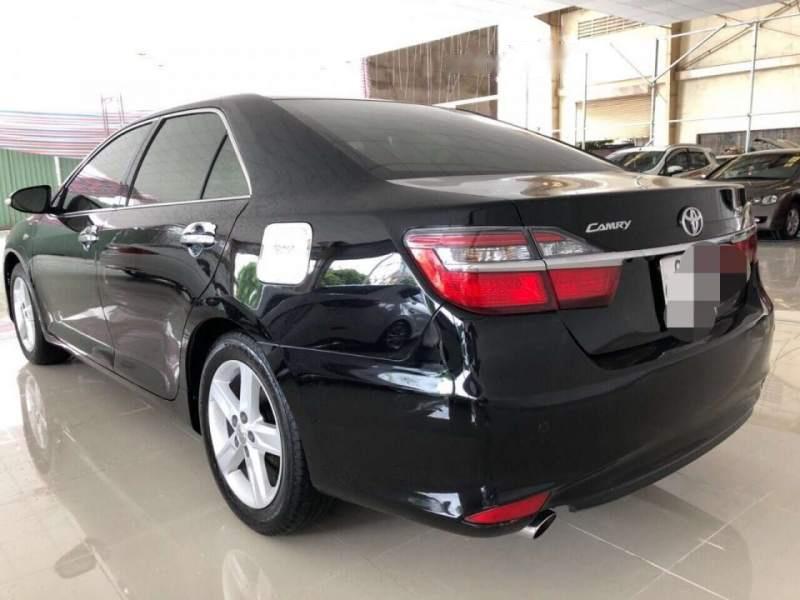 Toyota Camry 2.5Q 2015 - Bán lại xe Toyota Camry 2.5Q đời 2015, màu đen