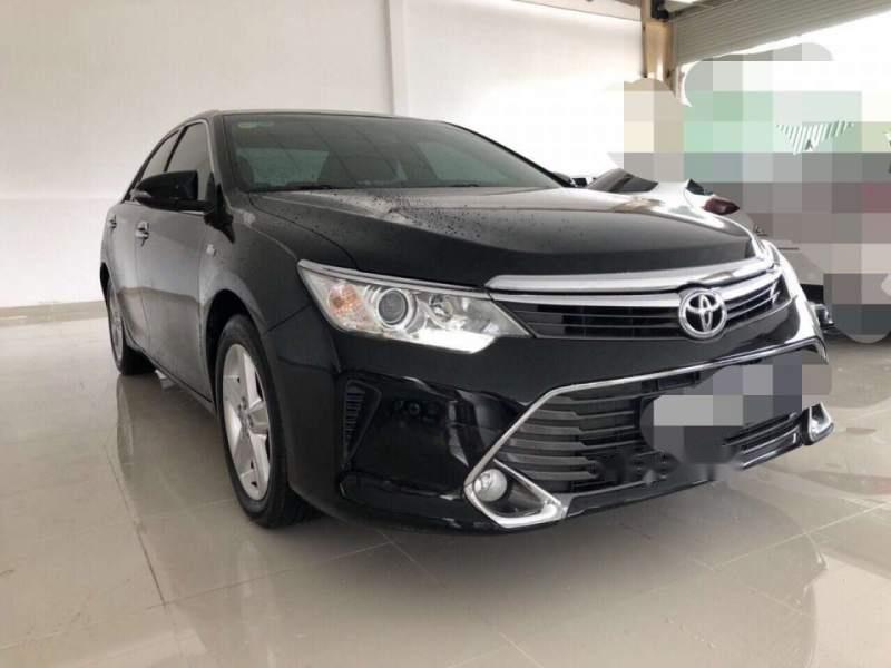 Toyota Camry 2.5Q 2015 - Bán lại xe Toyota Camry 2.5Q đời 2015, màu đen