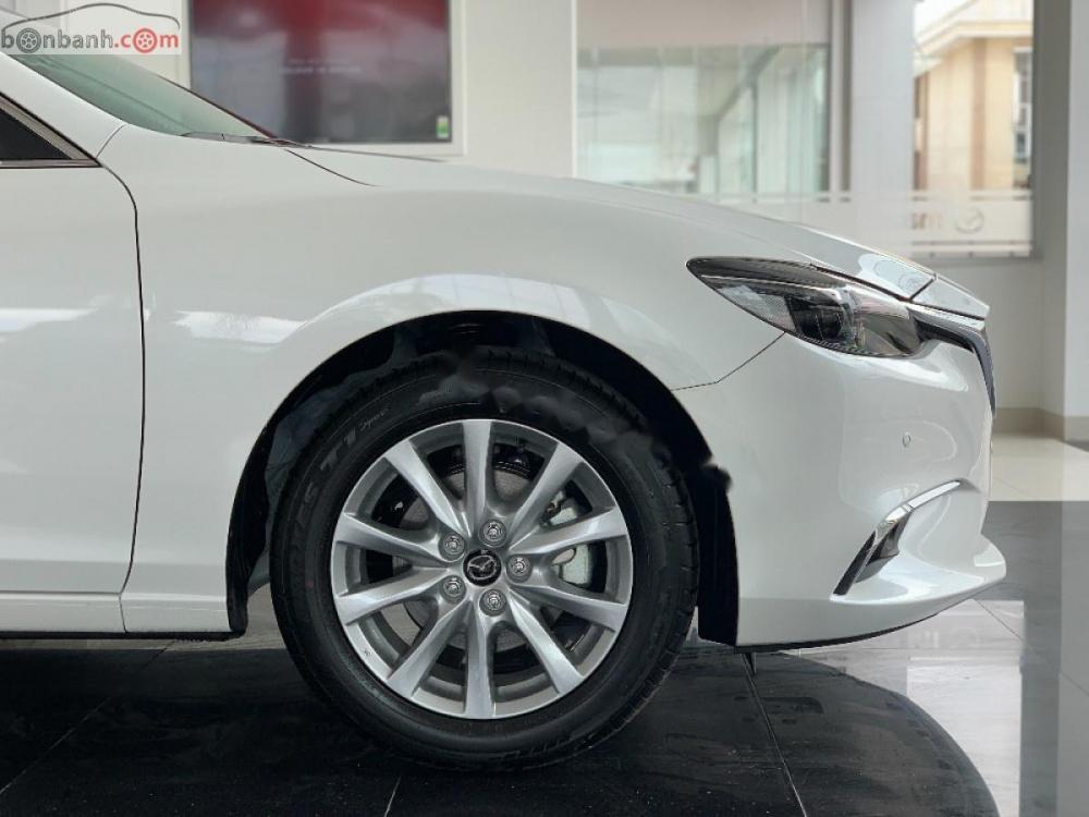 Mazda 6 2.0L 2019 - Cần bán xe Mazda 6 2.0L năm sản xuất 2019, màu trắng 