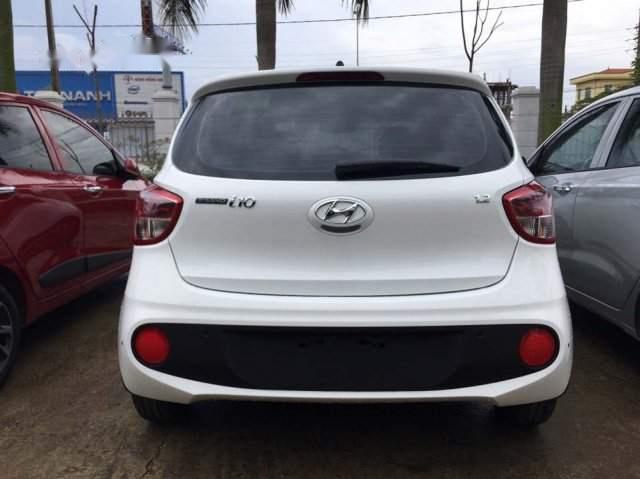 Hyundai Grand i10  1.2MT 2017 - Bán Hyundai Grand i10 2017, màu trắng, giá 325tr