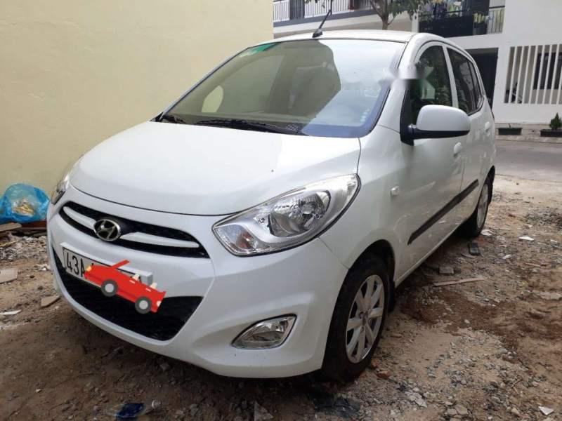 Hyundai Grand i10 2013 - Gia đình bán xe Hyundai Grand i10 đời 2013, màu trắng, nhập khẩu