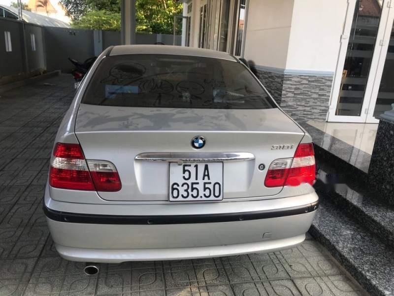 BMW 3 Series  318i 2004 - Bán xe BMW 318i 2004, màu bạc, xe nhập