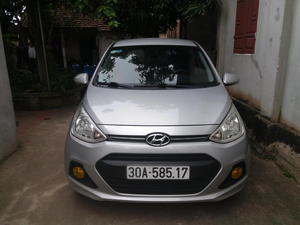 Hyundai Grand i10 1.2 AT 2015 - Bán ô tô Hyundai Grand i10 đời 2015, bản 1.2 STĐ, màu bạc, giá 363 triệu