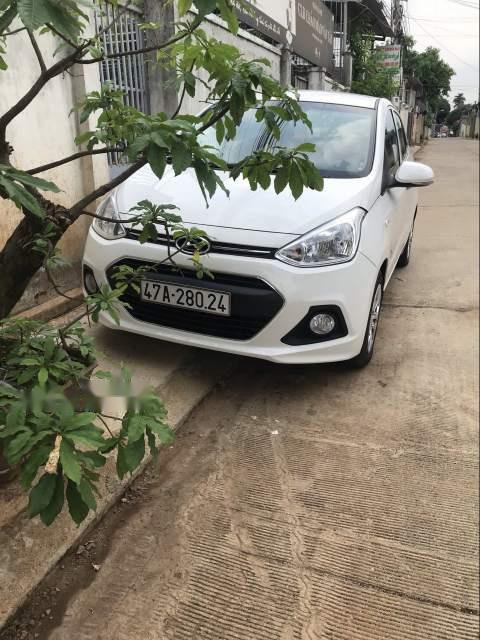 Hyundai Grand i10 2016 - Bán Hyundai Grand i10 sản xuất 2016, màu trắng, nhập khẩu nguyên chiếc chính chủ