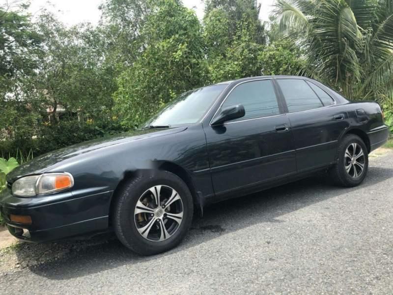 Toyota Camry 1993 - Bán Toyota Camry đời 1993, xe nhập chính chủ, giá 130tr