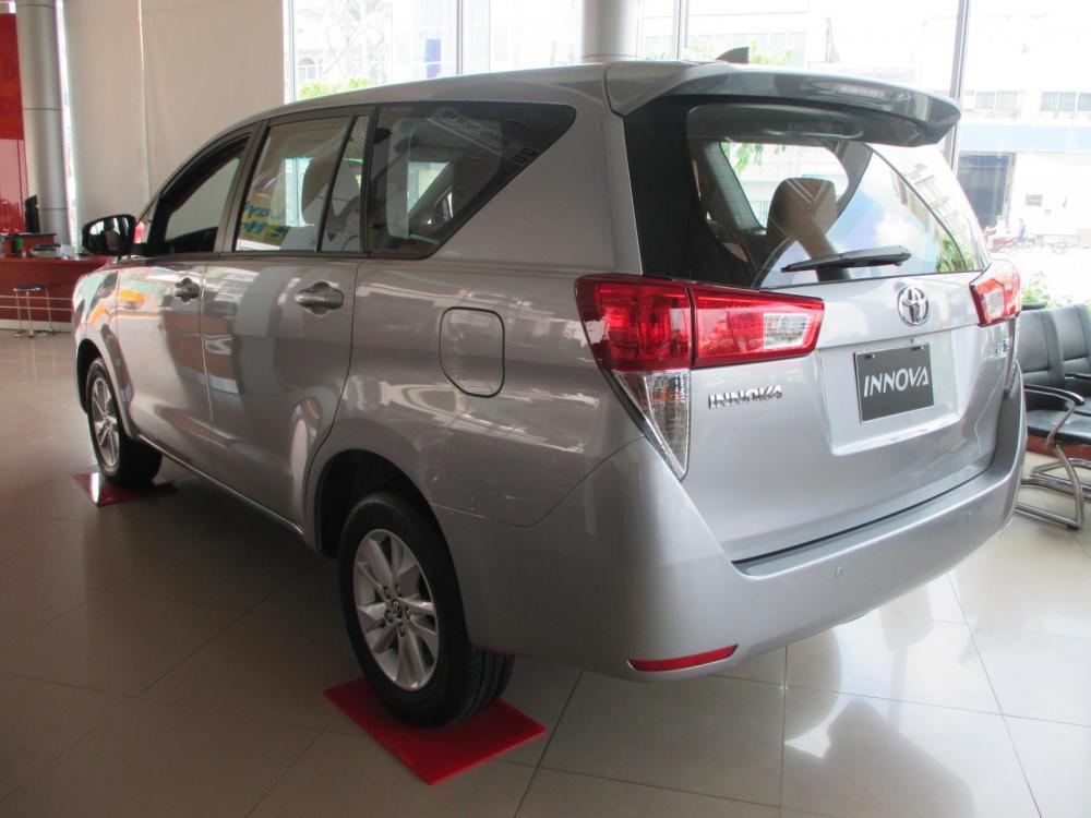 Toyota Innova E 2019 - Bán Toyota Innova trả góp chỉ với 200Tr, đủ màu giao ngay