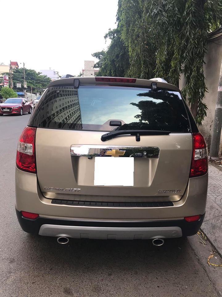 Chevrolet Captiva LTZ 2009 - Bán xe Chevrolet Captiva LTZ 2009, số tự động, màu vàng cát