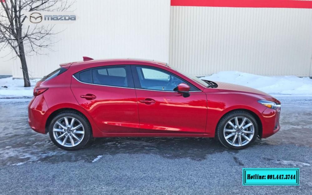 Mazda 3 2019 - Bán Mazda 3 giảm giá sốc trong tháng, tặng ngay phụ kiện hấp dẫn