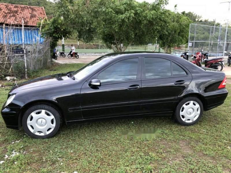 Mercedes-Benz C class C180k 2004 - Gia đình bán Mercedes C180k năm 2004, màu đen