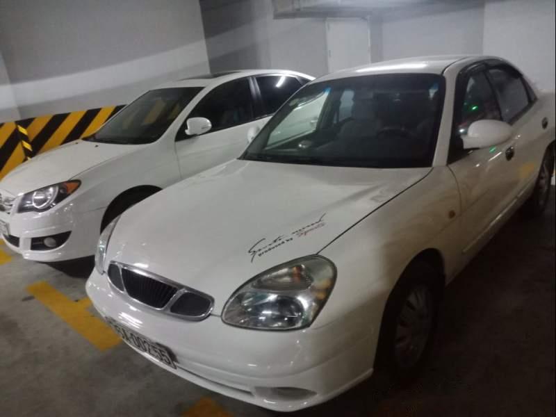 Daewoo Nubira   II   2000 - Bán Daewoo Nubira II đời 2000, màu trắng, giá chỉ 79 triệu