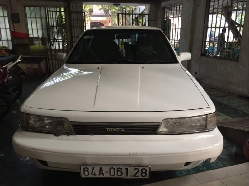 Toyota Camry   1989 - Cần bán gấp Toyota Camry sản xuất 1989, màu trắng, xe nhập xe gia đình