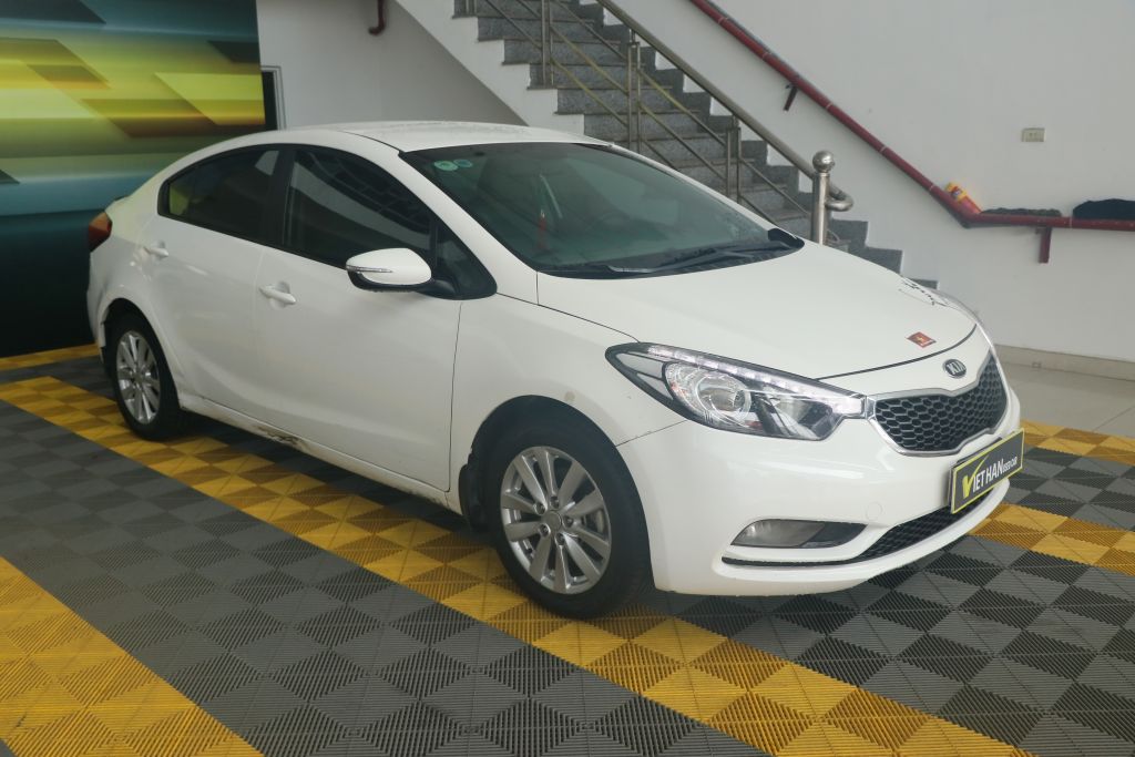 Kia K3 1.6AT 2019 - Cần bán Kia K3 1.6AT 2015, màu trắng