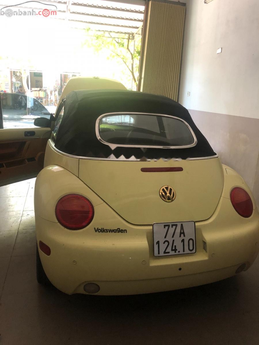 Volkswagen New Beetle 2003 - Cần bán lại xe Volkswagen New Beetle 2003, màu vàng, xe nhập, giá chỉ 450 triệu