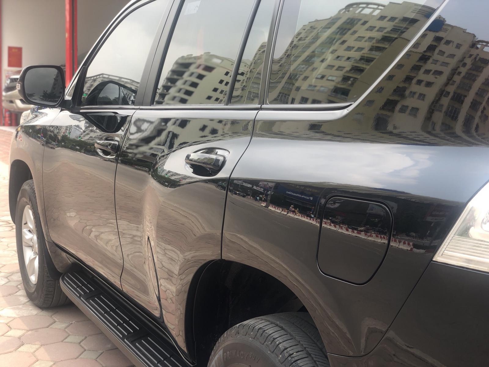 Toyota Prado 2010 - Cần bán xe Toyota Prado sản xuất 2010, màu đen, xe nhập