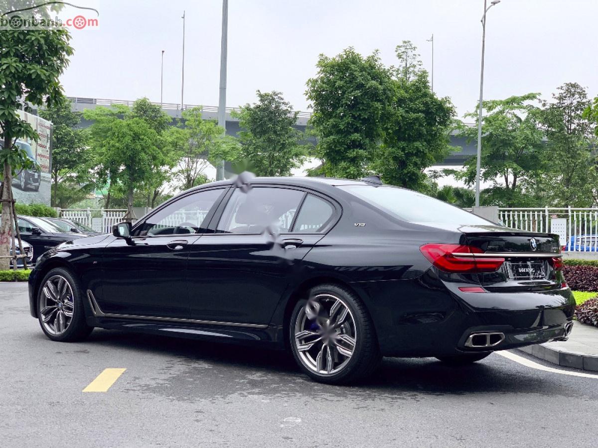 BMW 7 Series M760Li 2019 - Cần bán BMW 7 Series M760Li đời 2019, màu đen, nhập khẩu nguyên chiếc