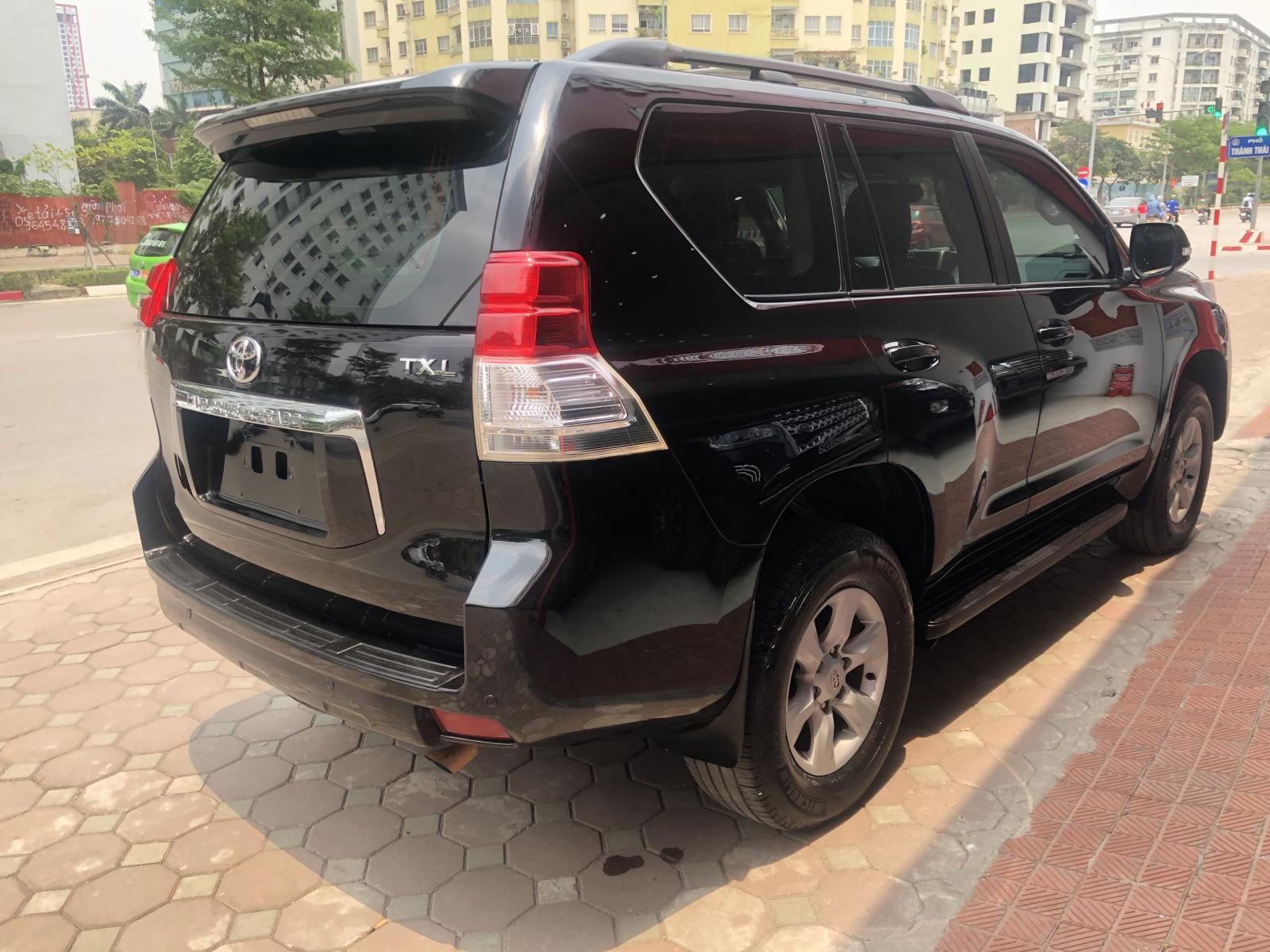 Toyota Prado 2010 - Cần bán xe Toyota Prado sản xuất 2010, màu đen, xe nhập