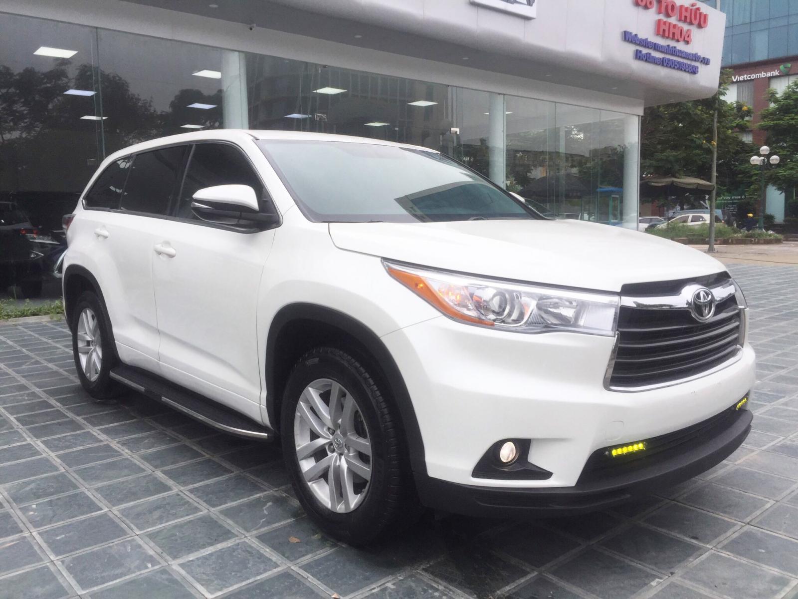 Toyota Highlander LE 2.7 AT FWD 2015 - Toyota Highlander LE 2.7 AT FWD năm sản xuất 2015, màu trắng, nhập khẩu nguyên chiếc