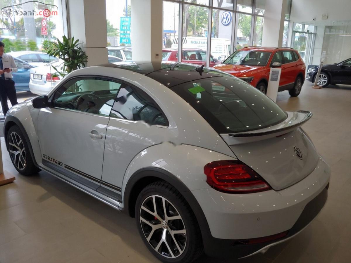 Volkswagen Beetle Dune 2018 - Bán Volkswagen Beetle Dune 2.0 TSI bản Final 2019 - Thiết kế thiên hướng thể thao, lai Crossover cá tính