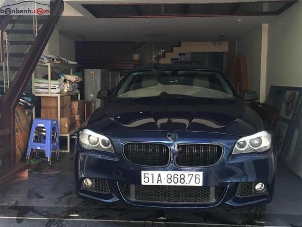 BMW 5 Series 528i 2010 - Bán BMW 5 Series 528i năm sản xuất 2010, màu xanh, xe mới sơn lại màu xanh biển