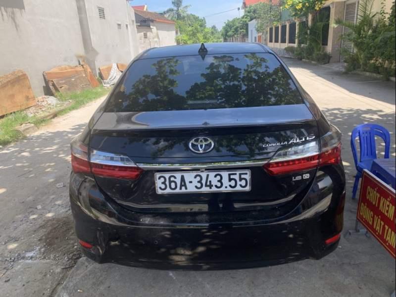 Toyota Corolla altis   2018 - Bán Toyota Corolla altis đời 2018, màu đen, xe nhập như mới