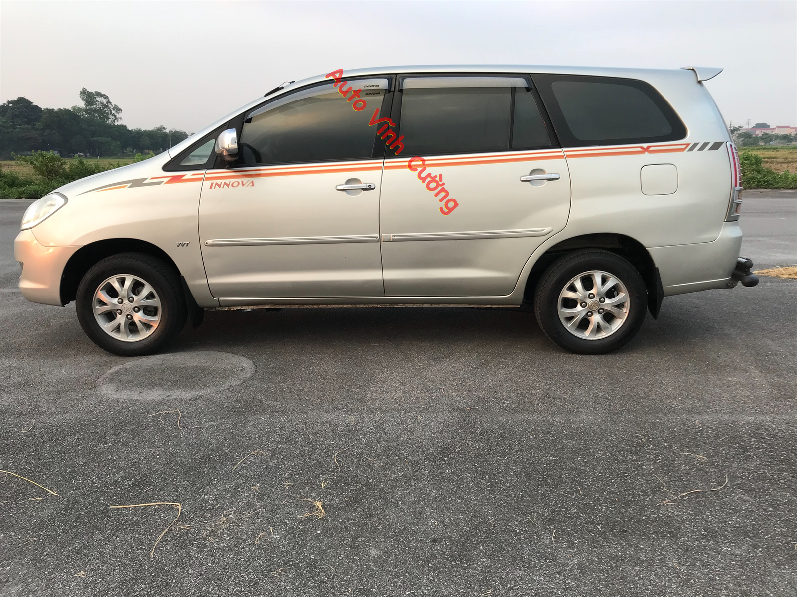 Toyota Innova 2.0G 2007 - Bán xe Toyota Innova 2.0G năm sản xuất 2007, màu bạc