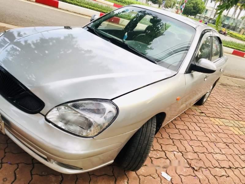 Daewoo Nubira 2002 - Gia đình bán Daewoo Nubira đời 2002, màu bạc, nhập khẩu nguyên chiếc