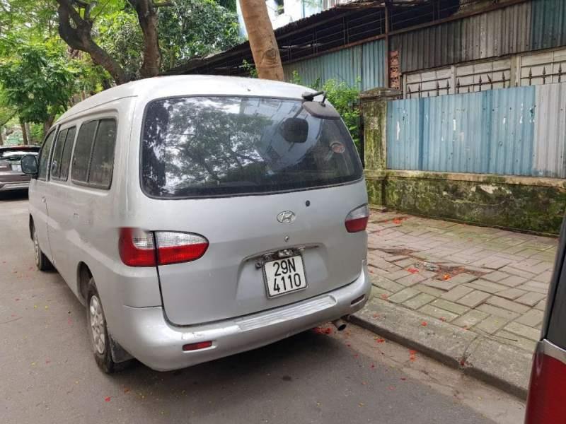 Hyundai Starex   1999 - Bán ô tô Hyundai Starex năm sản xuất 1999, màu bạc, xe nhập, bán tải thùng kín, 1 tấn và 3 chỗ