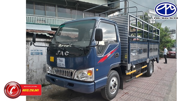 2019 - Xe tải JAC 2t4 thùng dài 4m4 đời 2019