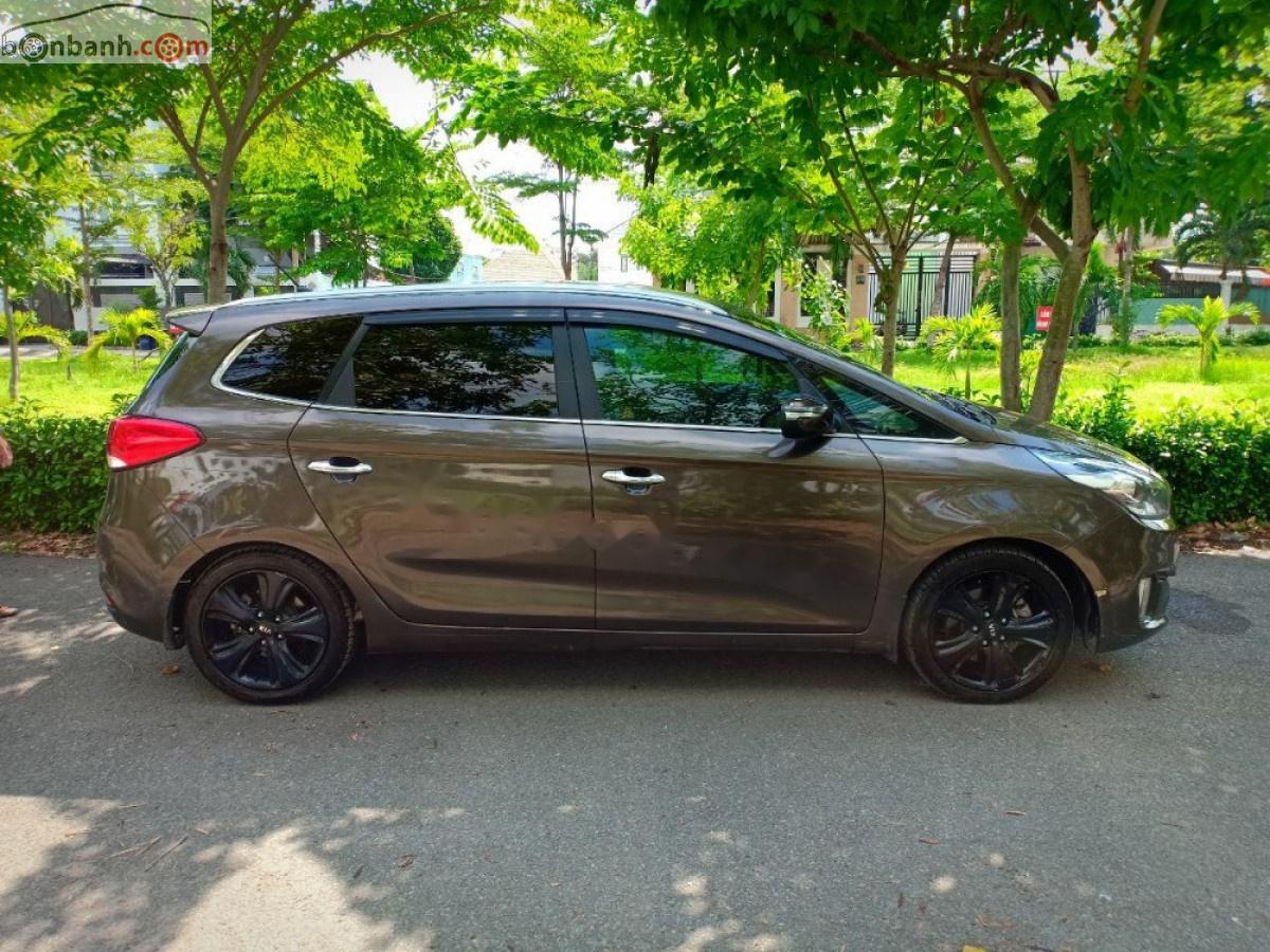 Kia Rondo DAT 2016 - Bán Kia Rondo, sản xuất năm 2016, số tự động, máy dầu, odo: 190000km