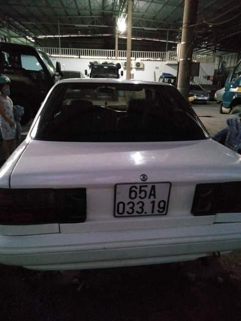 Toyota Corolla 1990 - Bán Toyota Corolla 1990, màu trắng xe gia đình, giá 69tr