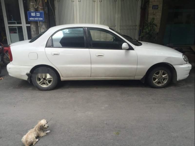 Daewoo Lanos 2004 - Bán Daewoo Lanos sản xuất 2004, màu trắng, xe nhập