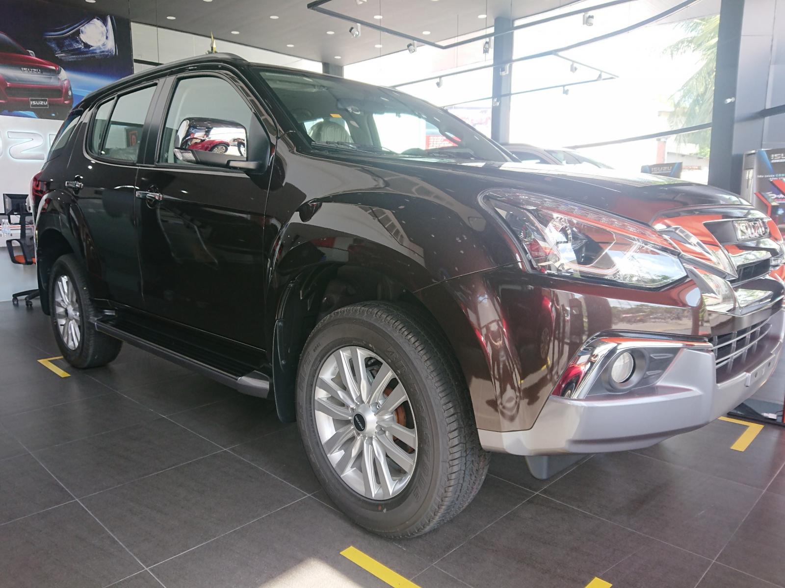 Isuzu MU-X 1.9L (4x2) AT 2018 - Bán xe Isuzu mu-X 1.9 AT 2018, nhập khẩu, giao xe ngay - LH: 0906345922