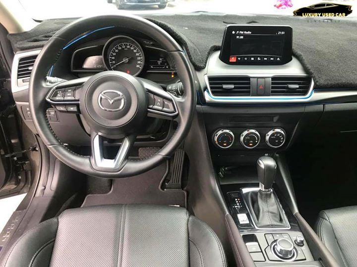 Mazda 3 2019 - Mazda 3 Sport Luxury 2019 thích hợp đi trong đô thị đông đúc