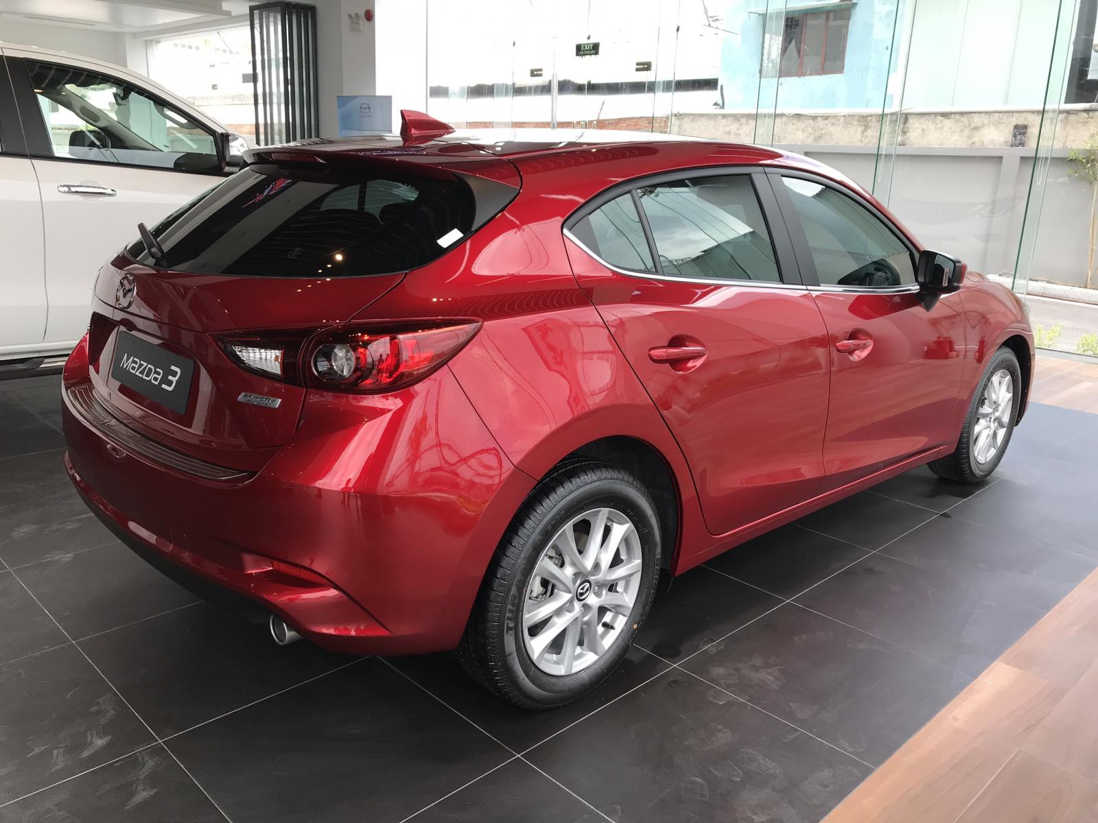 Mazda 3 2019 - Mazda 3 Sport Luxury 2019 thích hợp đi trong đô thị đông đúc