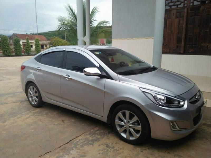 Hyundai Accent   2013 - Bán Hyundai Accent sản xuất 2013, màu bạc, chính chủ 