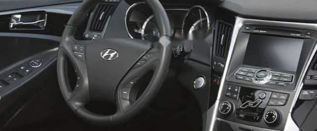 Hyundai Sonata   2011 - Bán Hyundai Sonata năm sản xuất 2011, màu đen, số tự động