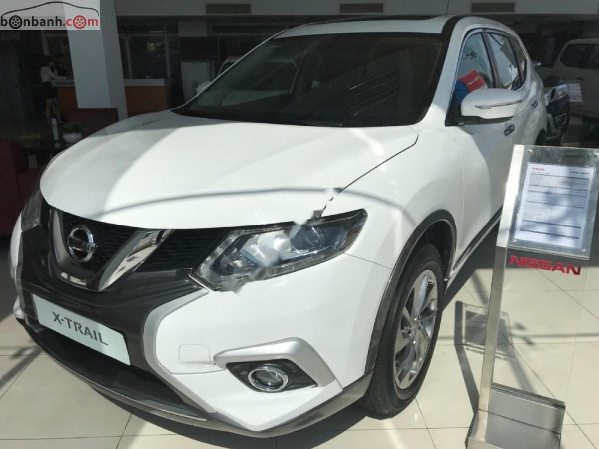 Nissan X trail V Series 2.0 SL Premium 2018 - Bán xe Nissan X trail V Series 2.0 SL Premium đời 2018, màu trắng, giá tốt