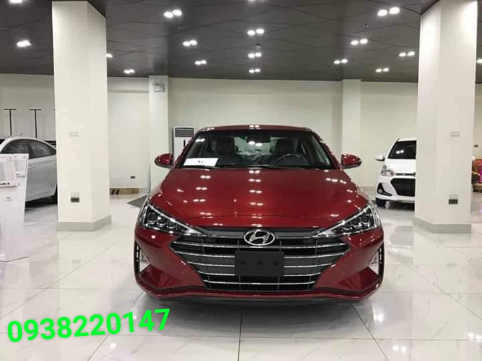 Hyundai Elantra 2019 - Bán xe Hyundai Elantra 2019, trả trước khoản 180 triệu có ngay xe