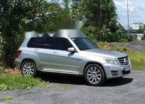 Mercedes-Benz GLK Class  GLK 300   2010 - Cần bán Mercedes GLK 300 đời 2010, màu bạc